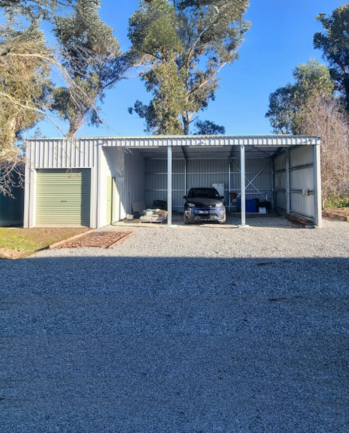 3 bay shed with open bay