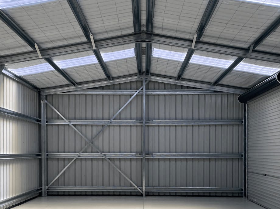 Single garage interior