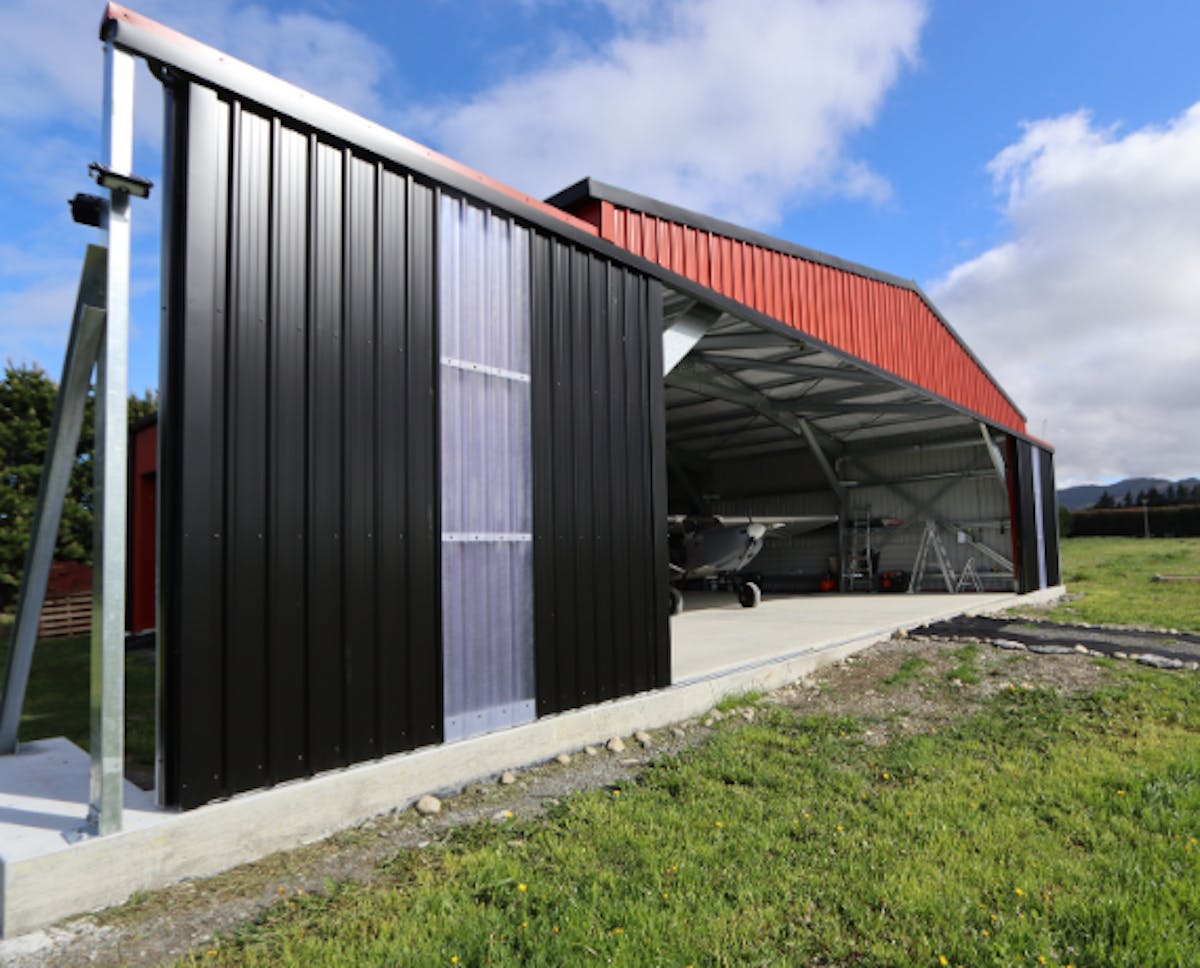 Lifestyle hangar