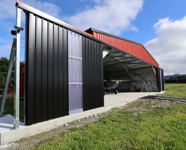 Lifestyle hangar