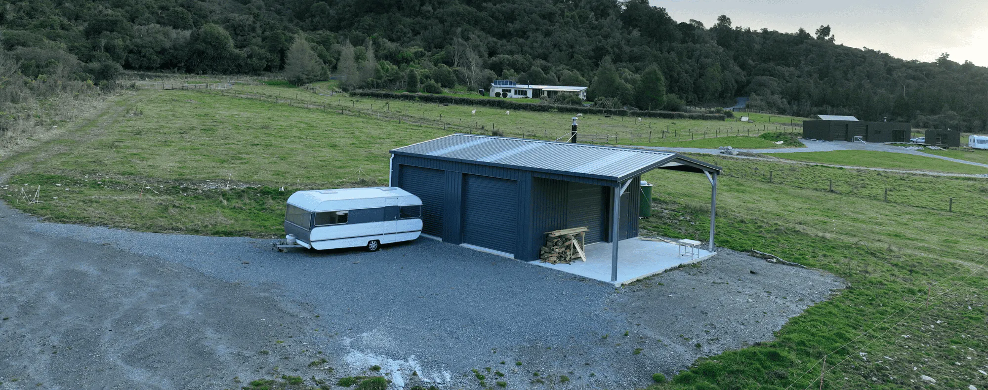 1.-NZ-Imagery Inspo-Gallery Classic-Kiwi-Shed-WC classic-kiwi-shed-wc-2