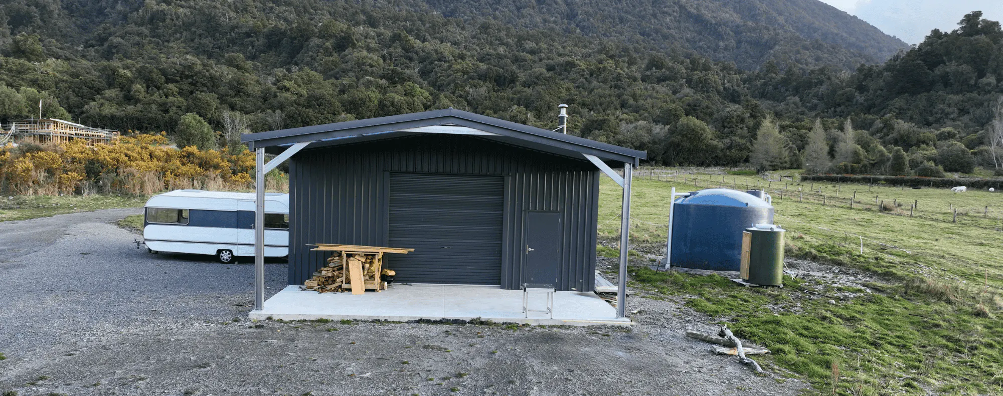 1.-NZ-Imagery Inspo-Gallery Classic-Kiwi-Shed-WC classic-kiwi-shed-wc-6