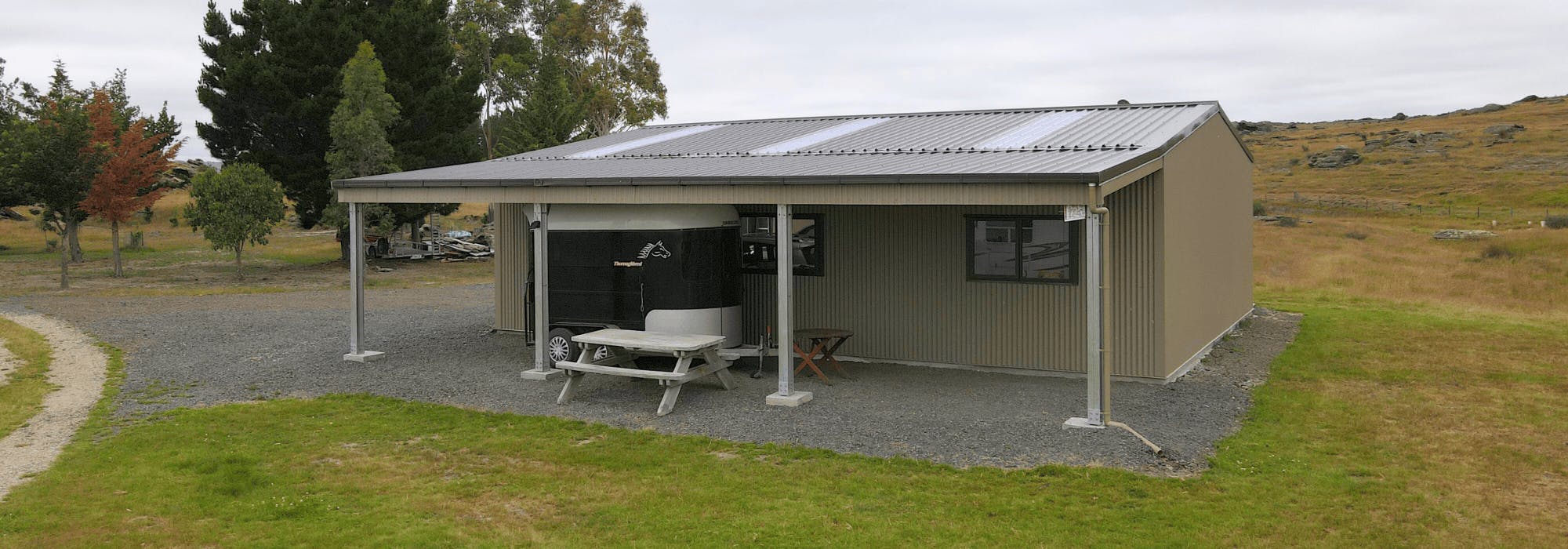 The Hunters Den steel shed project - Front on view