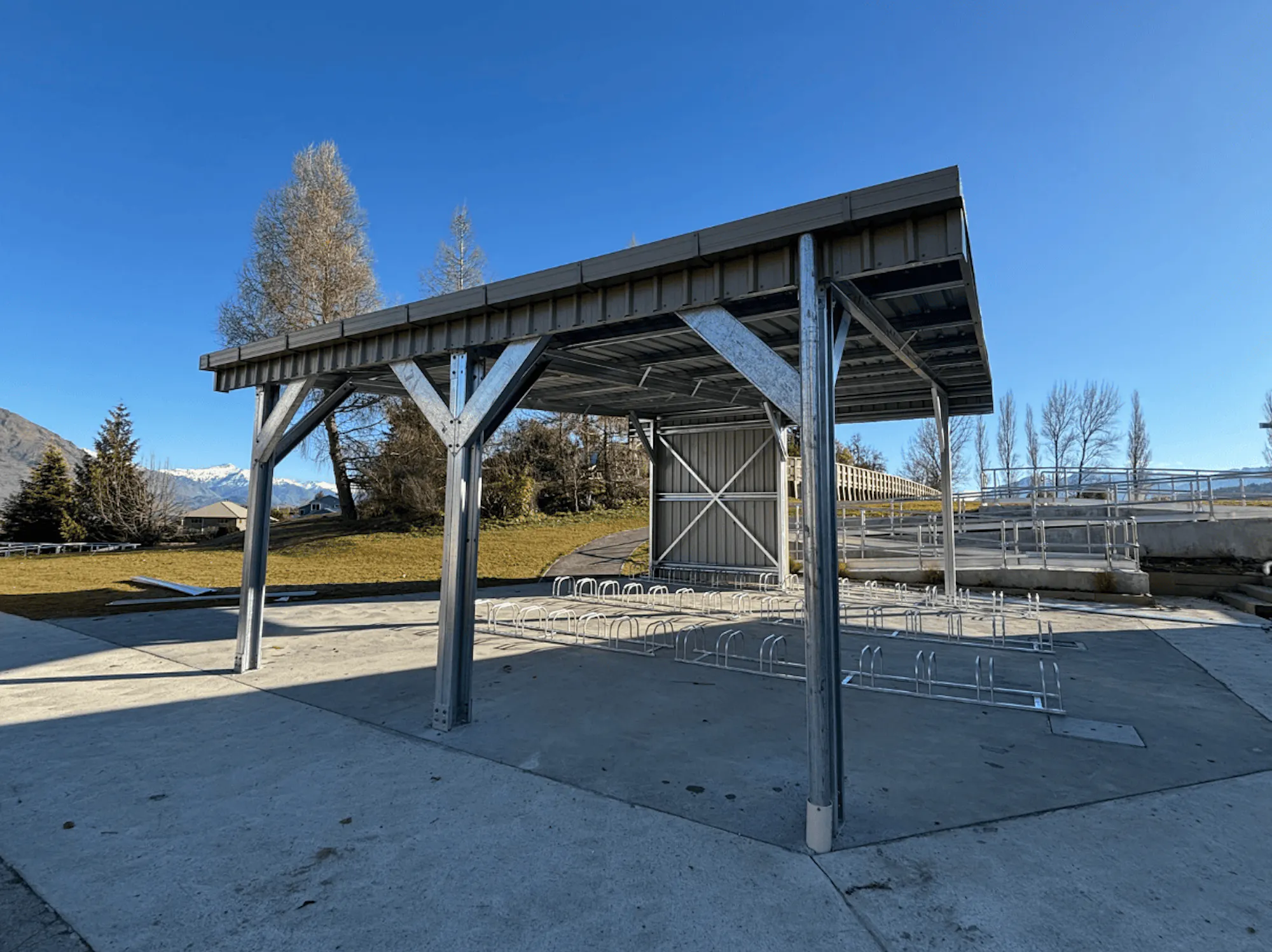 1.-NZ-Imagery Inspo-Gallery Wanaka-Bike-Shelters schools-to-pools-bike-shelter-1210-x-905-px-2