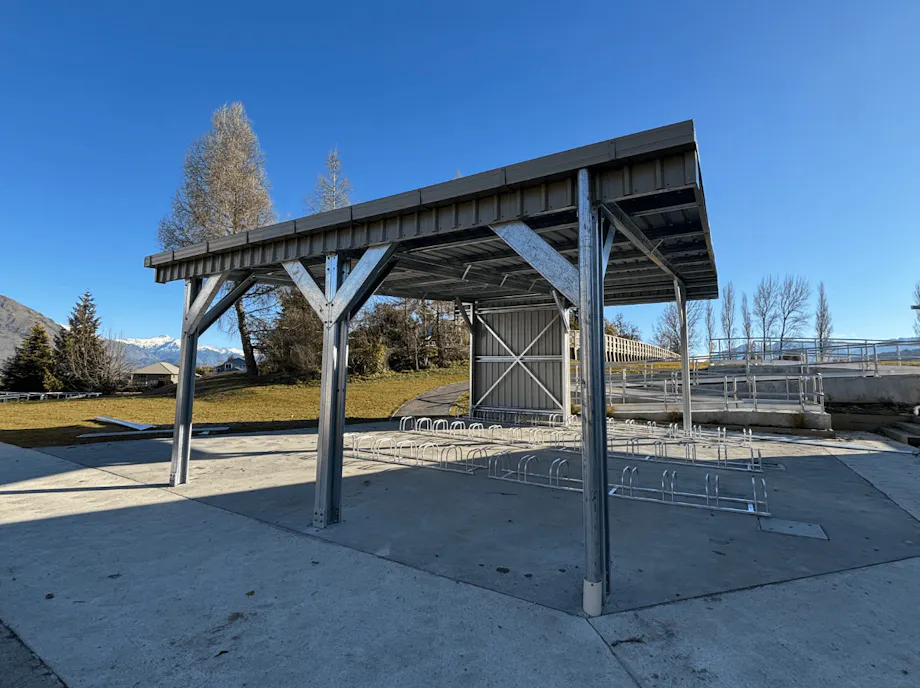 1.-NZ-Imagery Inspo-Gallery Wanaka-Bike-Shelters schools-to-pools-bike-shelter-1210-x-905-px-2