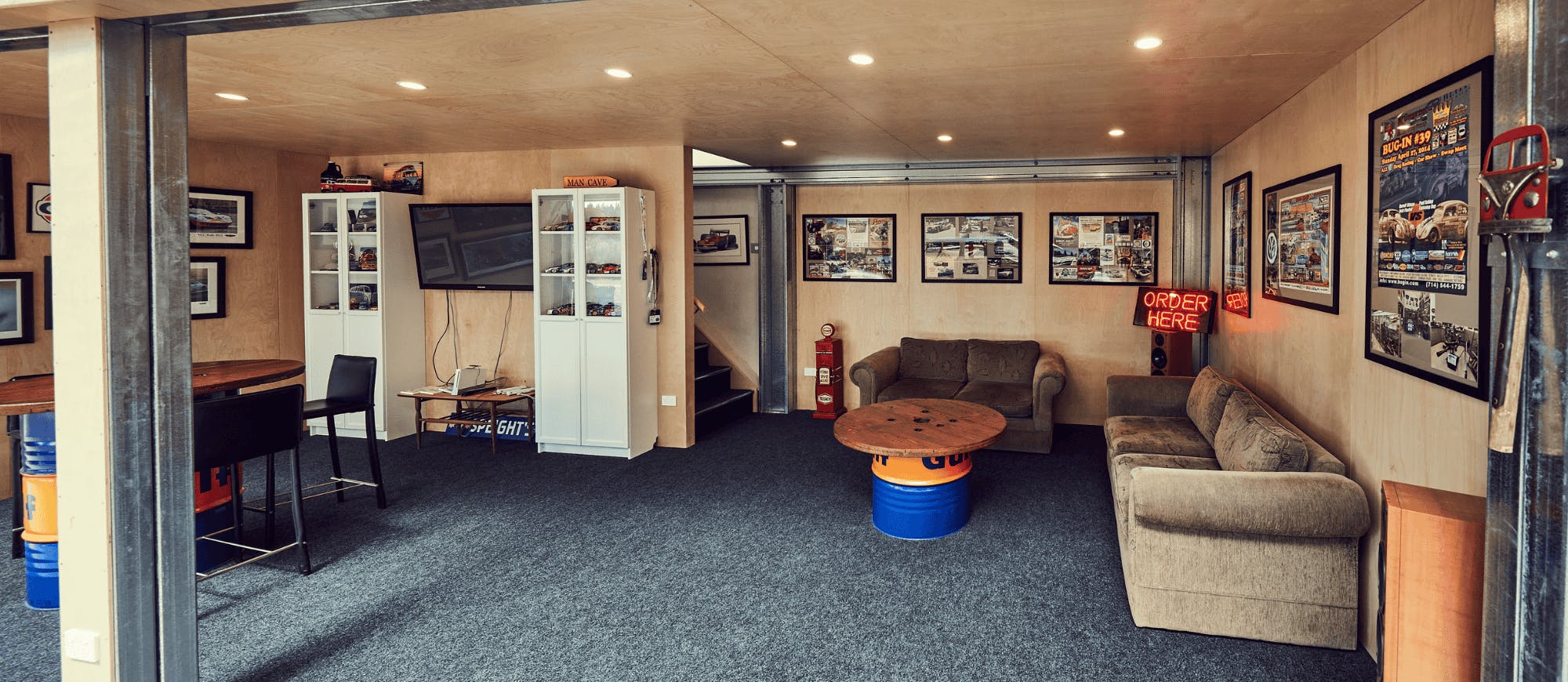 Lounge in a man cave