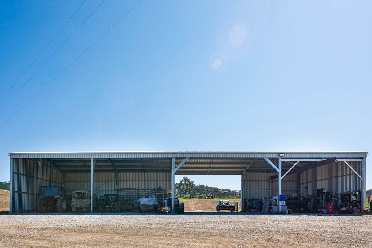 Inspiration-Gallery Classic-Aussie-Farm-Shed Craigie-Station-Shed-1-2-2